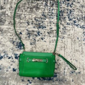 Coach 53030 Swagger in Pebbled Leather Green